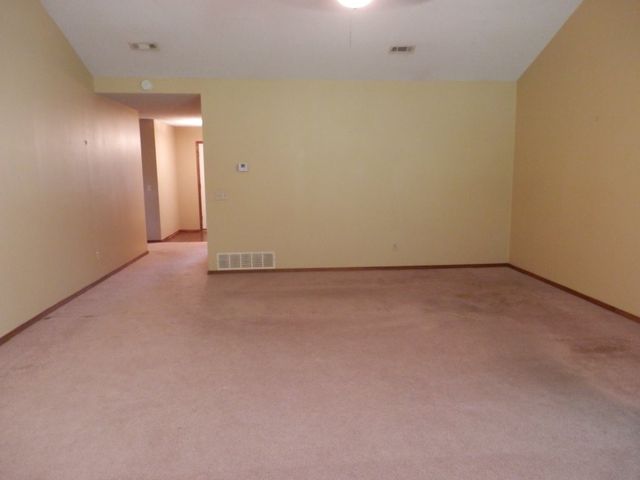 2725 W Highland Circle, Rogers, AR 72756