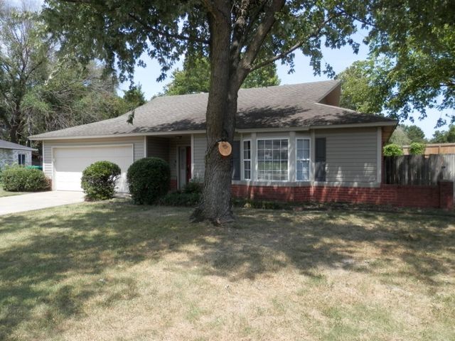 2725 W Highland Circle, Rogers, AR 72756