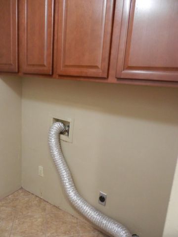 2725 W Highland Circle, Rogers, AR 72756
