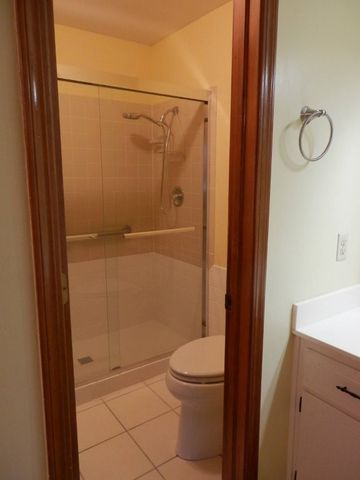 2725 W Highland Circle, Rogers, AR 72756