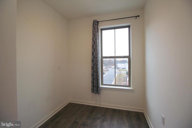 45942 RAVEN TER, Sterling, VA 20165