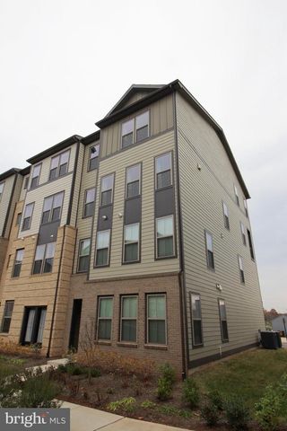 45942 RAVEN TER, Sterling, VA 20165
