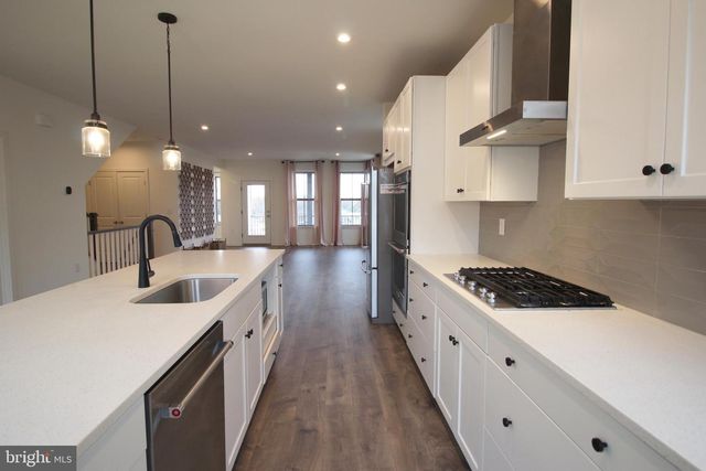 45942 RAVEN TER, Sterling, VA 20165