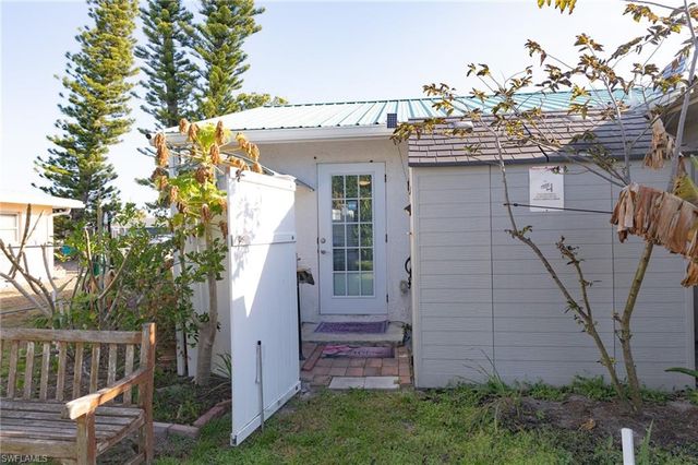 18568 Flamingo RD, Fort Myers, FL 33967