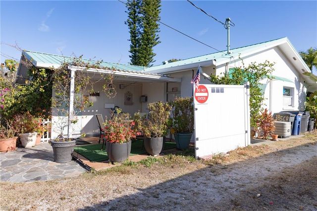 18568 Flamingo RD, Fort Myers, FL 33967