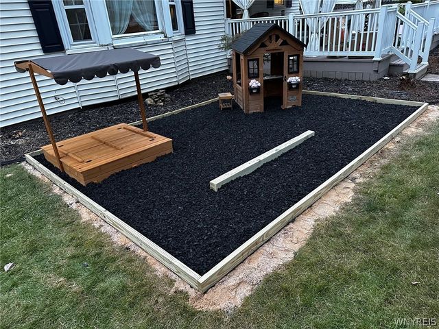 168 Continental Drive, Lockport City, NY 14094