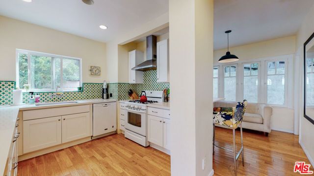 3627 Crestmont Avenue, Los Angeles, CA 90026