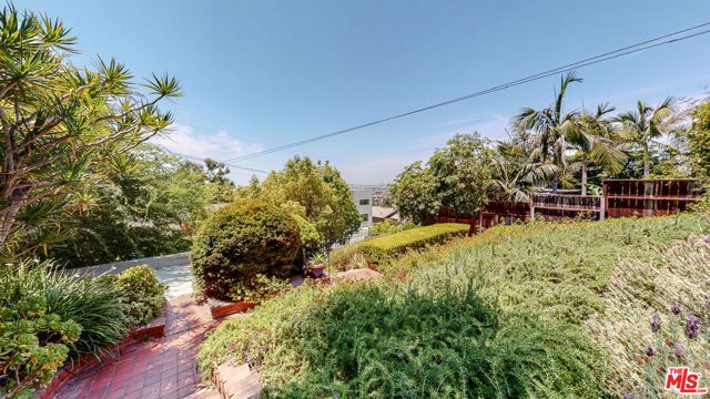 3627 Crestmont Avenue, Los Angeles, CA 90026