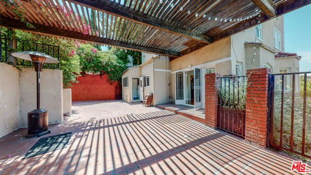3627 Crestmont Avenue, Los Angeles, CA 90026