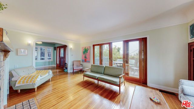 3627 Crestmont Avenue, Los Angeles, CA 90026