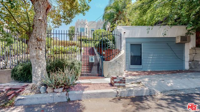 3627 Crestmont Avenue, Los Angeles, CA 90026