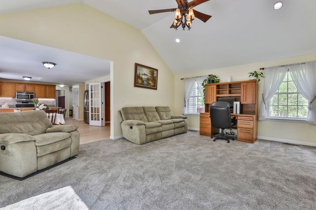 123 Noons Quarry Road, Milford, NH 03055