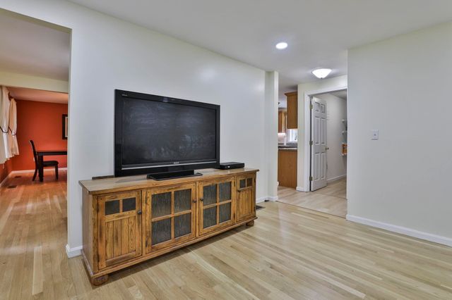 123 Noons Quarry Road, Milford, NH 03055
