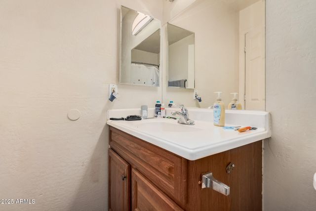 1802 W SHERMAN Street, Phoenix, AZ 85007
