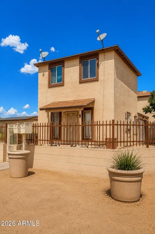 1802 W SHERMAN Street, Phoenix, AZ 85007 — photo 2