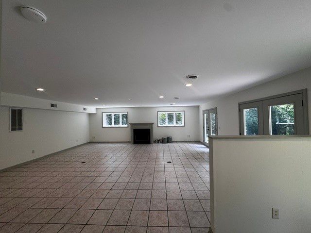 8664 Poplar Creek Rd, Nashville, TN 37221