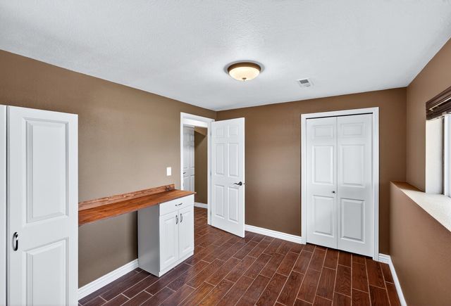 14516 E 12th Ave, Veradale, WA 99037