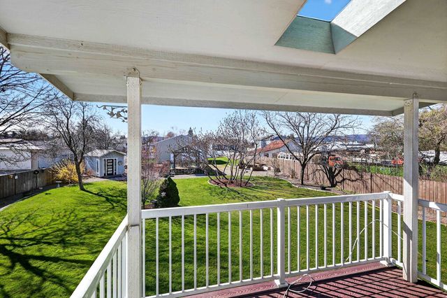 14516 E 12th Ave, Veradale, WA 99037