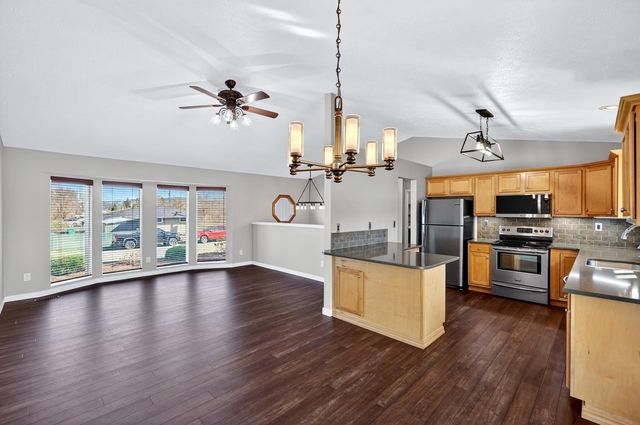 14516 E 12th Ave, Veradale, WA 99037