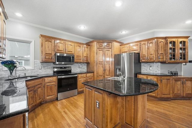 8417 Harbinger Street, Lenexa, KS 66219