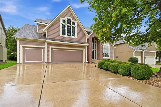 8417 Harbinger Street, Lenexa, KS 66219