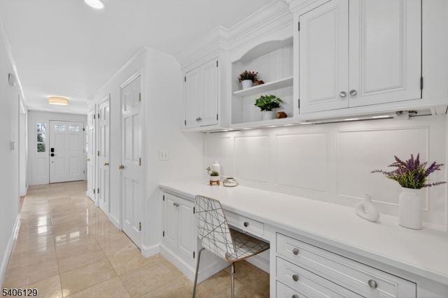 236 White Oak Ridge Rd, Millburn Twp., NJ 07078