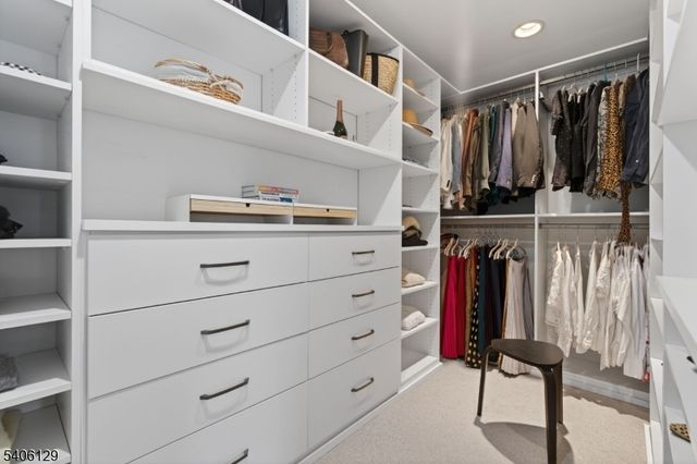 236 White Oak Ridge Rd, Millburn Twp., NJ 07078