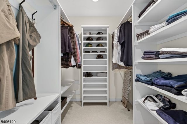 236 White Oak Ridge Rd, Millburn Twp., NJ 07078