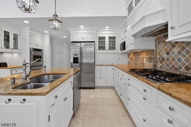 236 White Oak Ridge Rd, Millburn Twp., NJ 07078