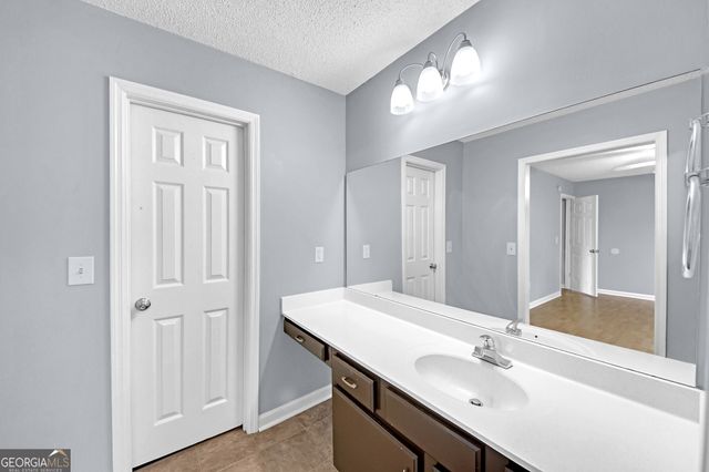 4000 Sand Wedge Circle NW, Kennesaw, GA 30144