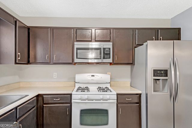 4000 Sand Wedge Circle NW, Kennesaw, GA 30144