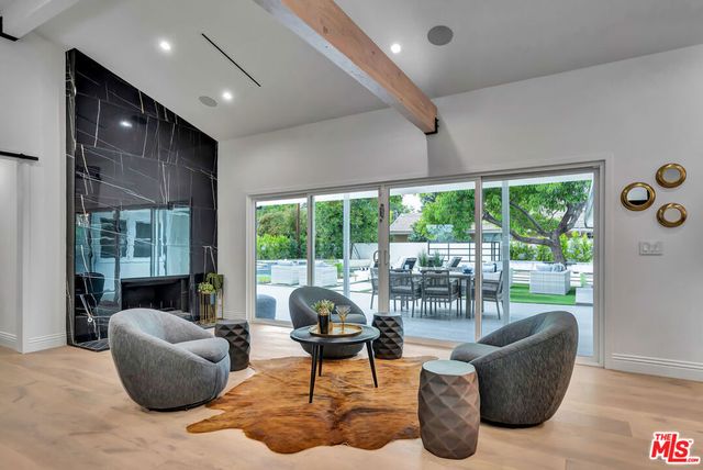 17231 Knapp Street, Northridge, CA 91325