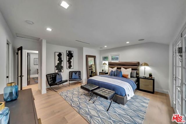 17231 Knapp Street, Northridge, CA 91325