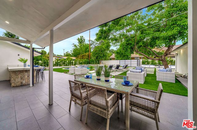 17231 Knapp Street, Northridge, CA 91325