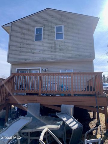 9 Lower Newtown Road, Waterford, NY 12188