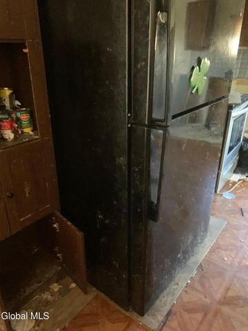 9 Lower Newtown Road, Waterford, NY 12188