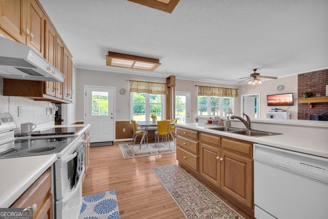 3836 Childston Dr, Elberton, GA 30635