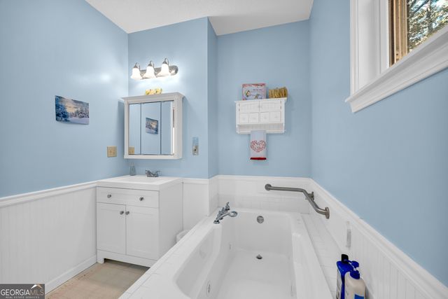 3836 Childston Dr, Elberton, GA 30635
