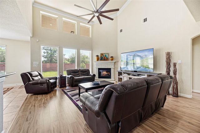 19107 Gaslamp Point Court, Cypress, TX 77429