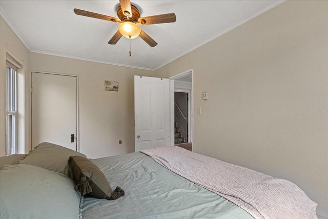 N68W29902 Hartling ROAD, Hartland, WI 53029