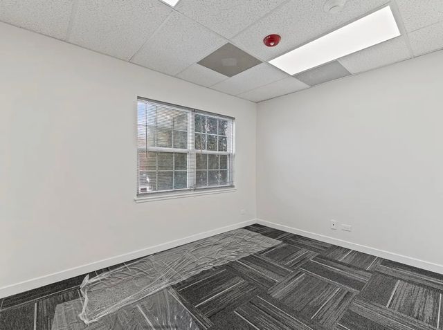 715 E Irving Park Road, Roselle, IL 60172