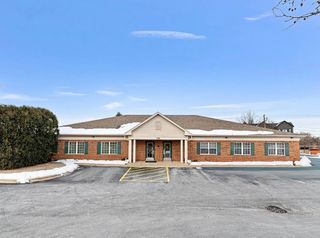 715 E Irving Park Road, Roselle, IL 60172