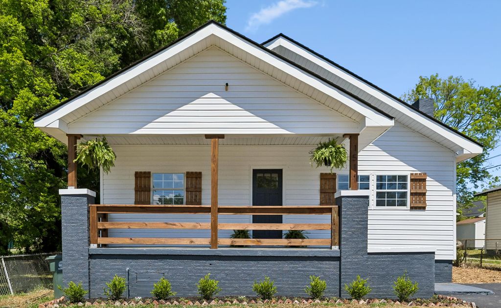 1511 E 13th Street, Chattanooga, TN 37404