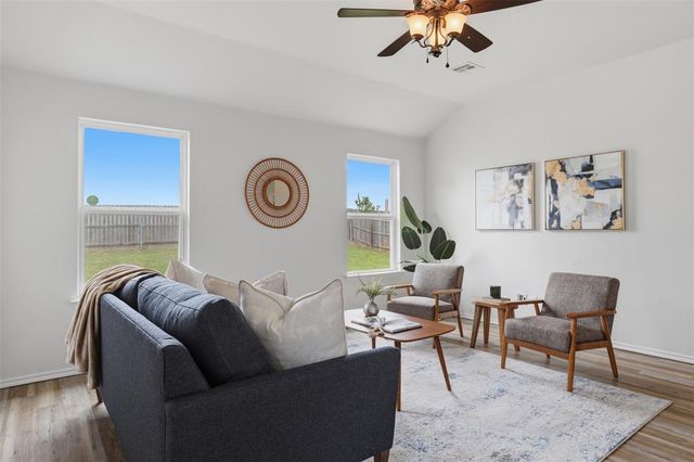 2316 Bradford Circle, Newcastle, OK 73065