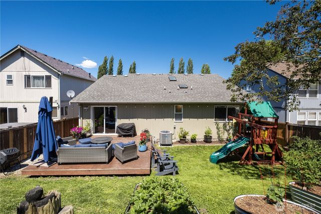 6724 49 Place NE, Marysville, WA 98270