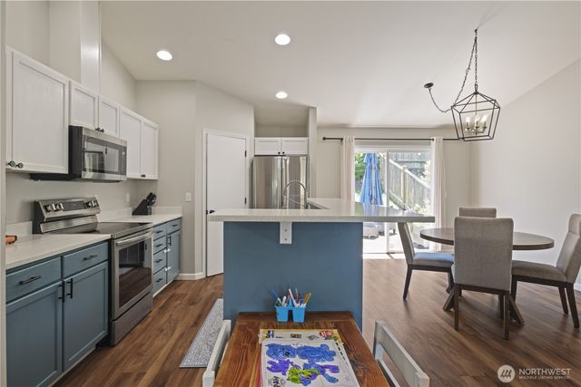 6724 49 Place NE, Marysville, WA 98270