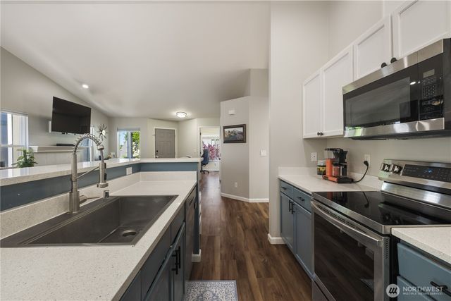 6724 49 Place NE, Marysville, WA 98270