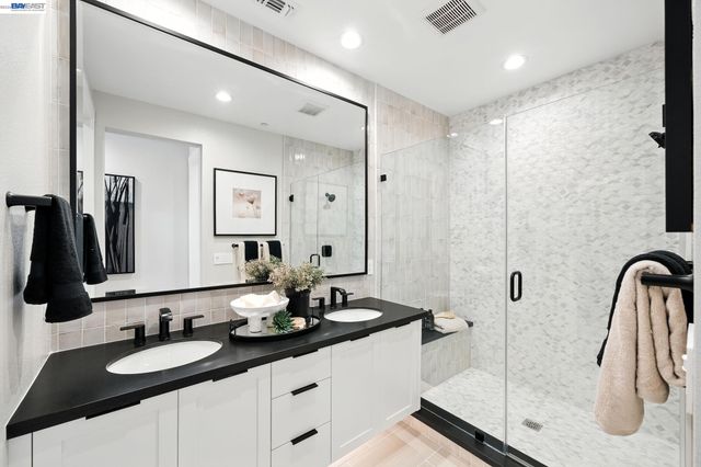 1925 Grand Street, Alameda, CA 94501