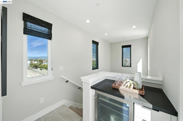 1925 Grand Street, Alameda, CA 94501