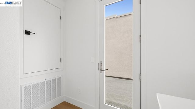1925 Grand Street, Alameda, CA 94501